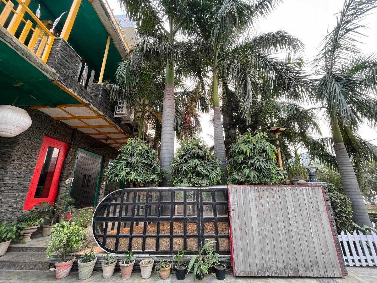 Aakritii Hotels Gurgaon Extérieur photo